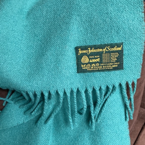 100% Wool - Made in Scotland - Picture 2 of 3